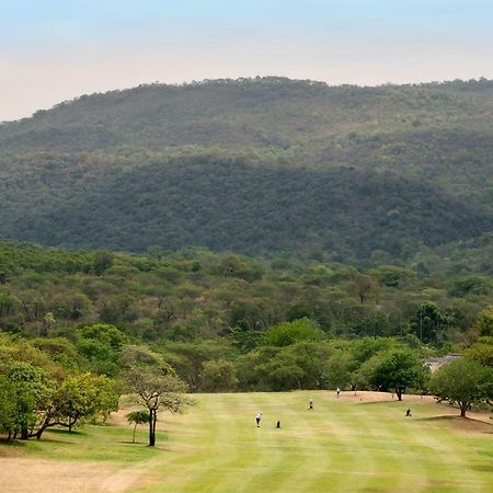 Kruger Park Lodge Хейзивью Экстерьер фото