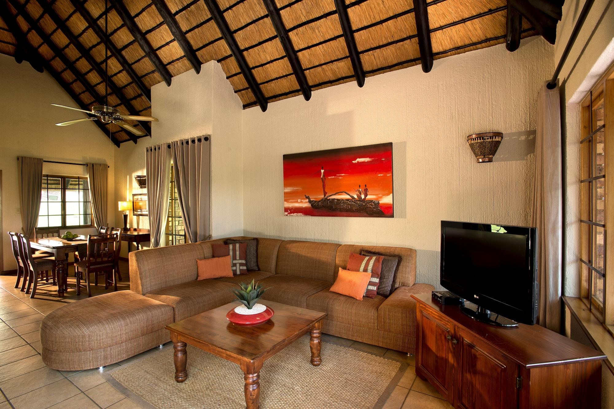 Kruger Park Lodge Хейзивью Экстерьер фото