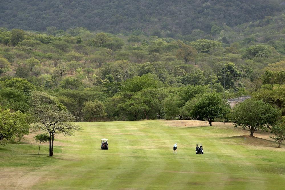 Kruger Park Lodge Хейзивью Экстерьер фото