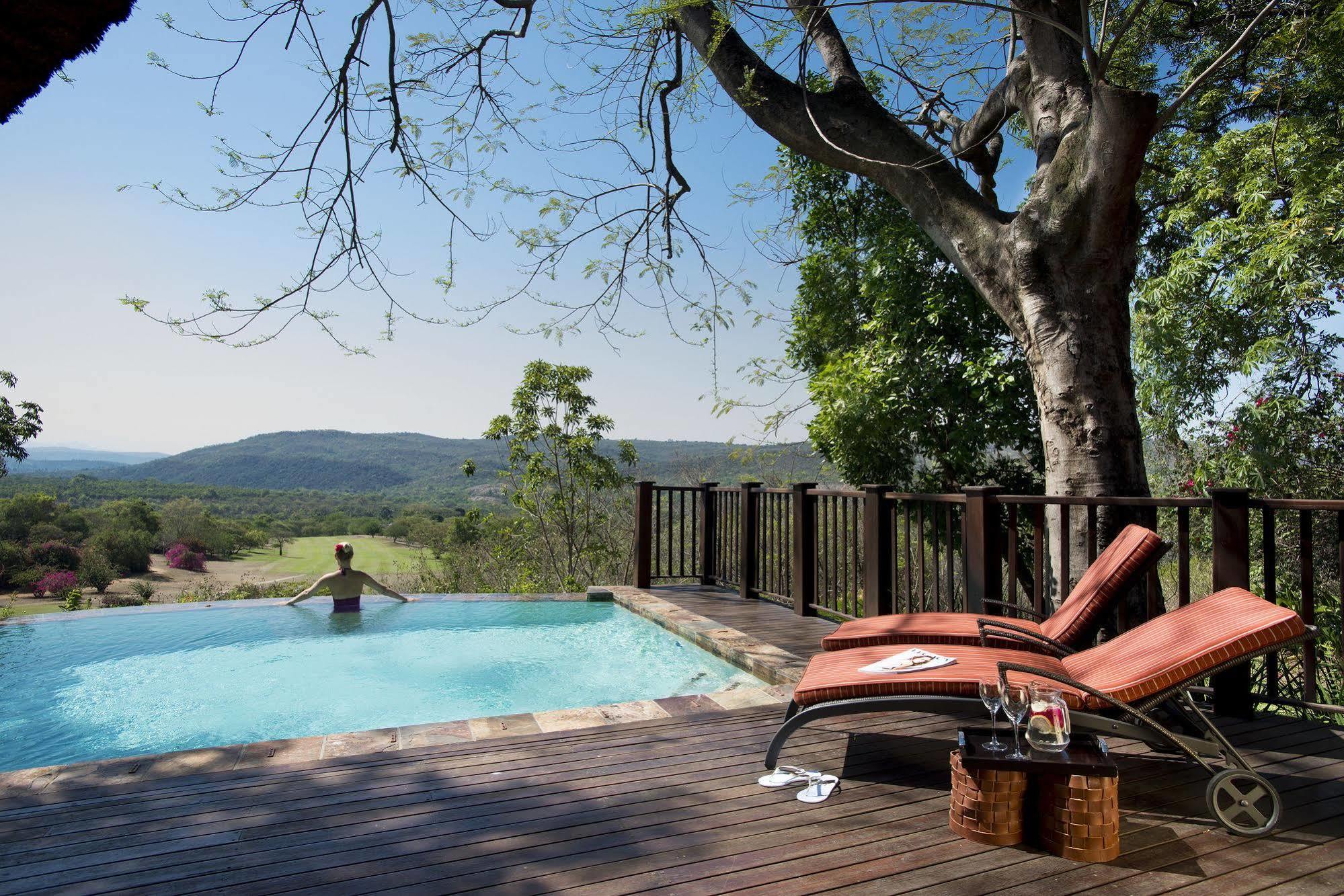 Kruger Park Lodge Хейзивью Экстерьер фото