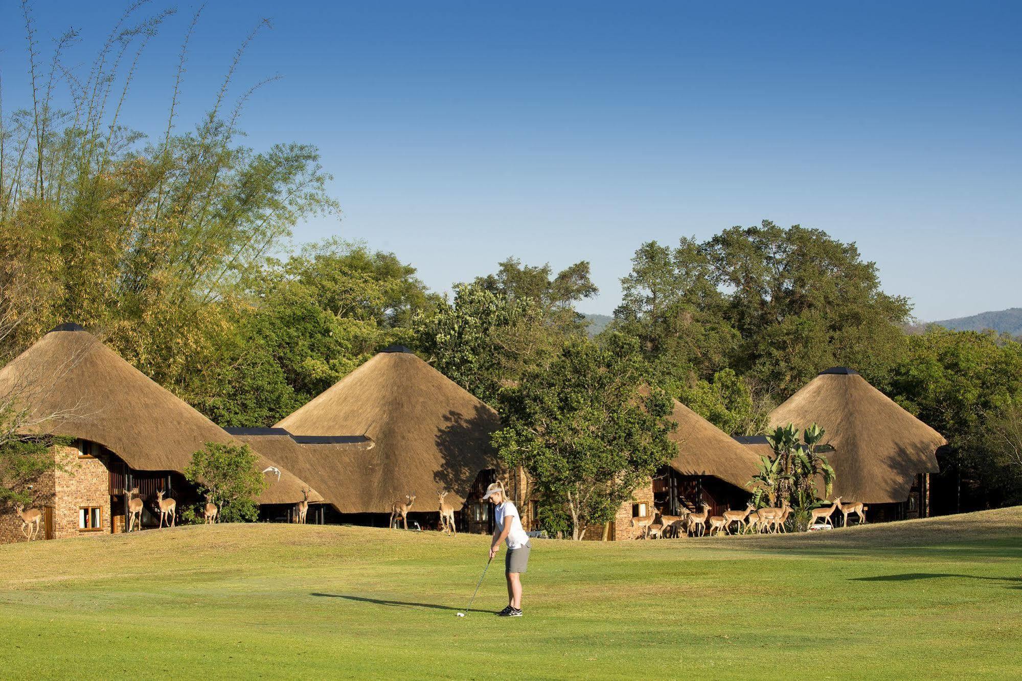 Kruger Park Lodge Хейзивью Экстерьер фото