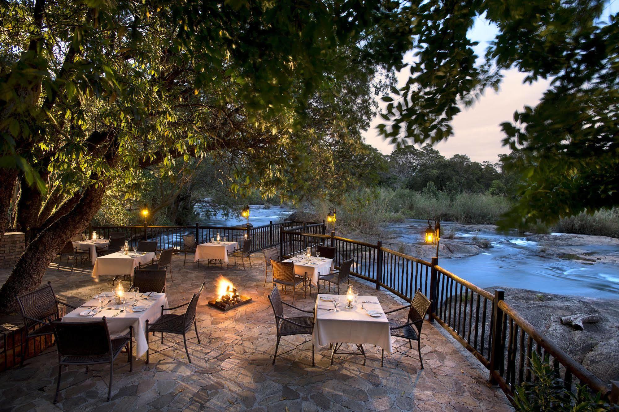 Kruger Park Lodge Хейзивью Экстерьер фото